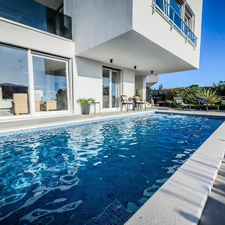 アパート Luxury Barka In With Heated Pool Vinišće