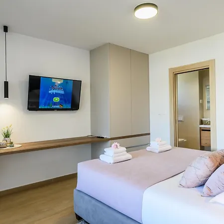 アパート Luxury Barka In With Heated Pool
