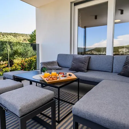 アパート Luxury Barka In With Heated Pool Vinišće