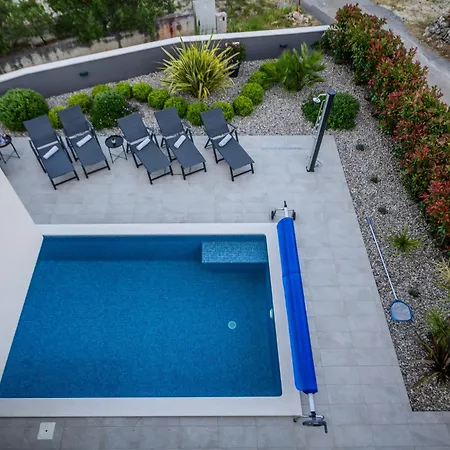 アパート Luxury Barka In With Heated Pool