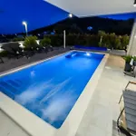 Luxury Barka In With Heated Pool * Vinišće