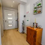 Luxury Barka In With Heated Pool Apartman Vinišće
