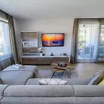 Luxury Barka In With Heated Pool Apartman