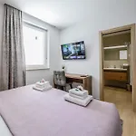 Luxury Barka In With Heated Pool Apartman *