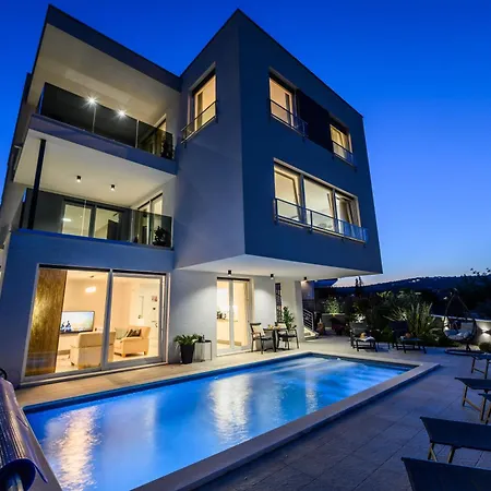 Luxury Barka In With Heated Pool Apartamento