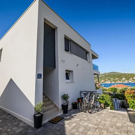 Luxury Barka In With Heated Pool