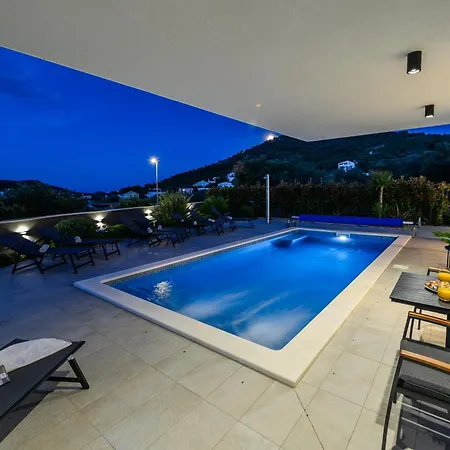 Luxury Barka In With Heated Pool Apartamento