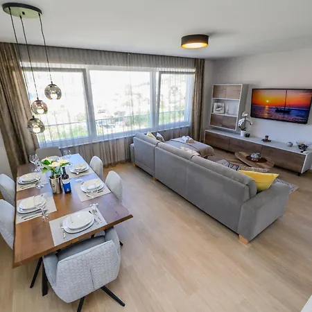 Daire Luxury Barka In With Heated Pool *