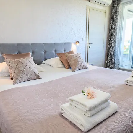 דירה Luxury Barka In With Heated Pool Vinišće