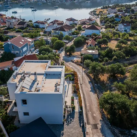 Apartamento Luxury Barka In With Heated Pool *