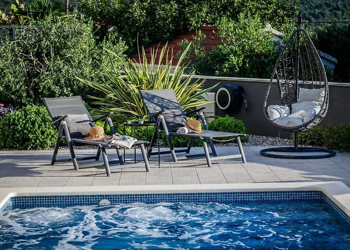 Luxury Barka In With Heated Pool *