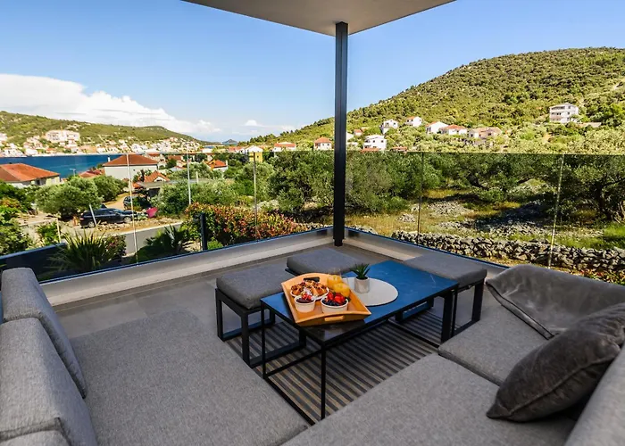 Luxury Barka In With Heated Pool *