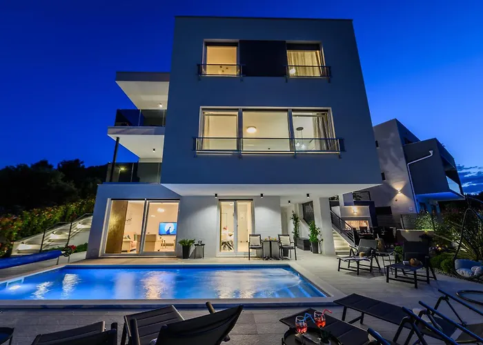 Luxury Barka In With Heated Pool 아파트 *