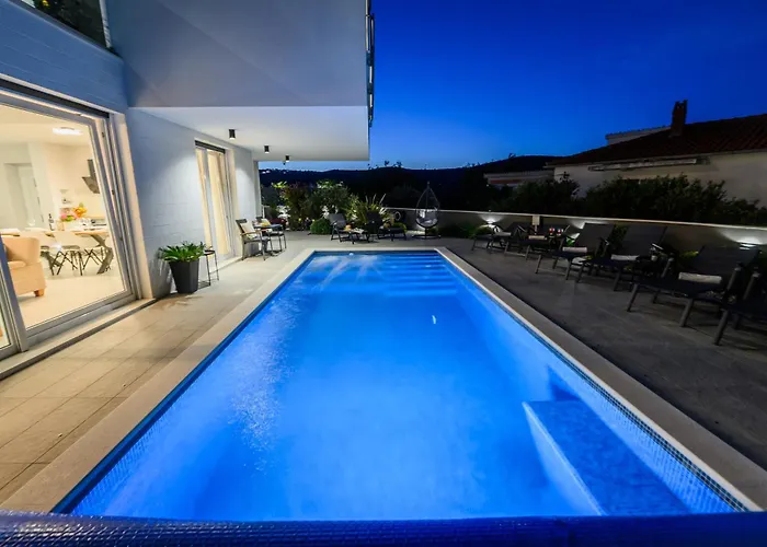 Luxury Barka In With Heated Pool 아파트 Vinišće