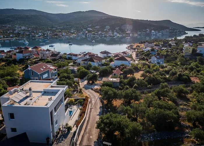 Luxury Barka In With Heated Pool Vinišće