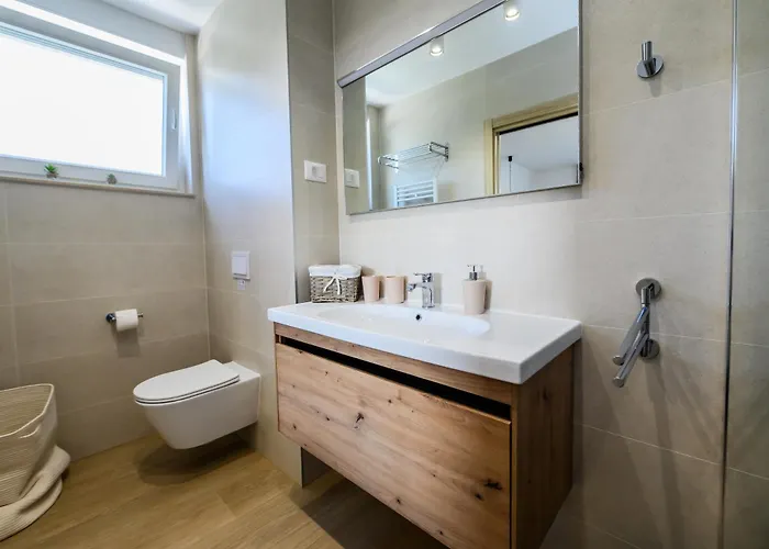 Luxury Barka In With Heated Pool