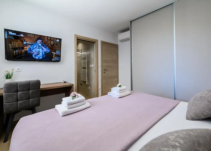 아파트 Luxury Barka In With Heated Pool Vinišće