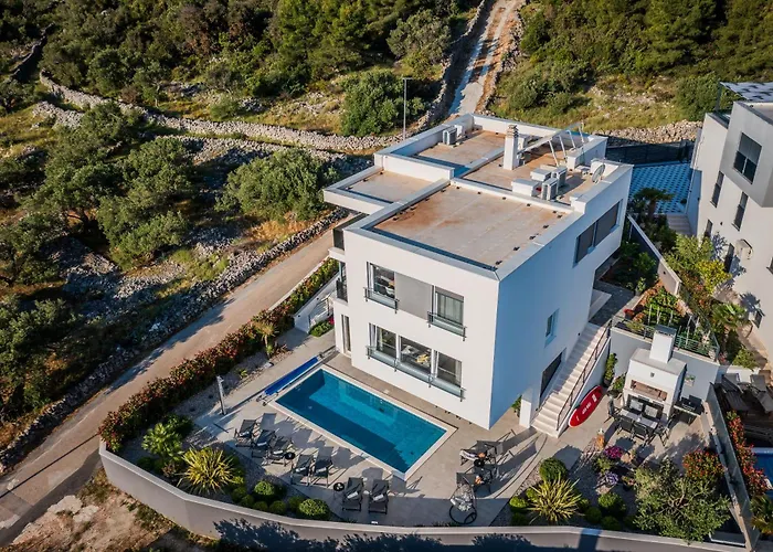 Luxury Barka In With Heated Pool 아파트 *